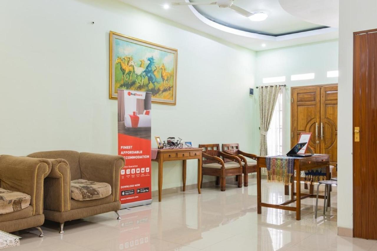 Reddoorz Syariah Near Grand Kota Bintang Hotel Bekasi Ngoại thất bức ảnh
